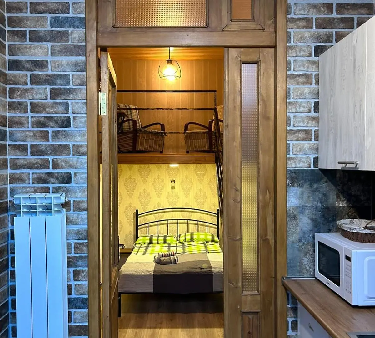 ティビリシVintage Houseアパートメント アパート ティビリシ